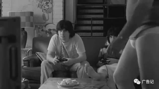 爸,你能把褲子穿上嗎? 爸,你能把褲子穿上嗎?