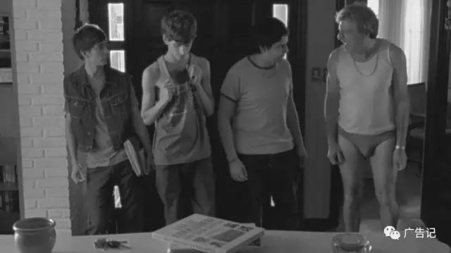 爸,你能把褲子穿上嗎? 爸,你能把褲子穿上嗎?