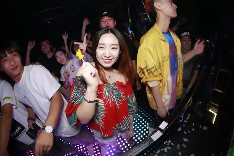 這一次,杰士邦更“大”了! 這一次,杰士邦更“大”了!