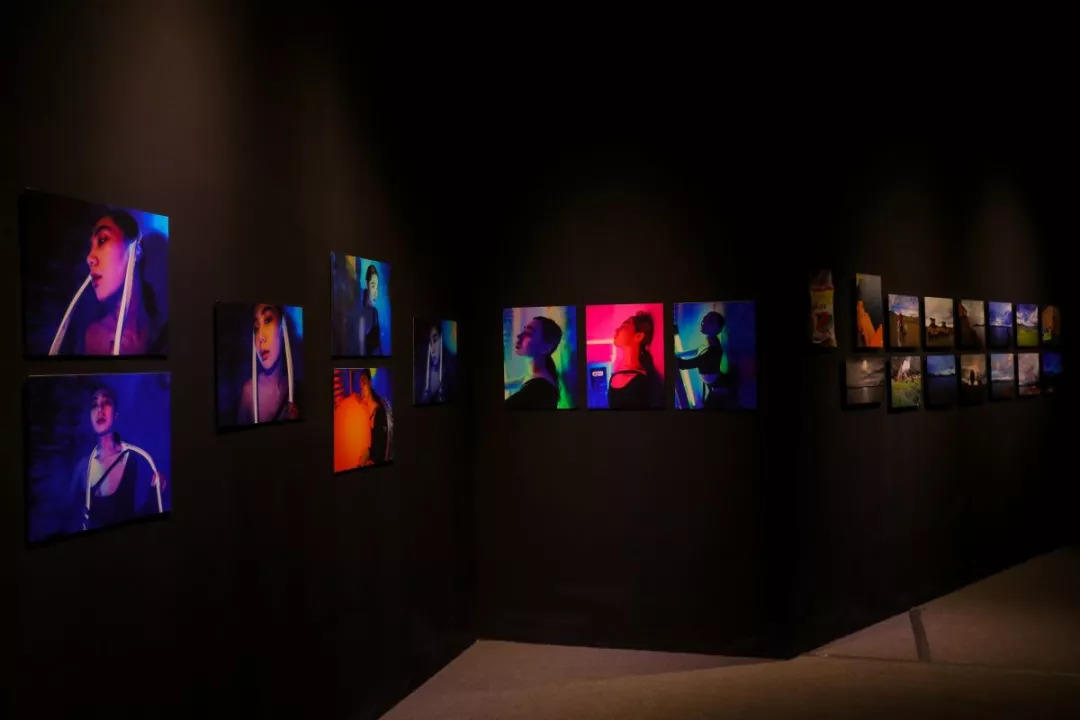 聽說華為開了個不一樣的攝影展…… 聽說華為開了個不一樣的攝影展……