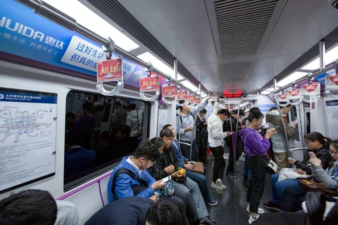 江小白遇到對(duì)手了！這家文案絲毫不輸