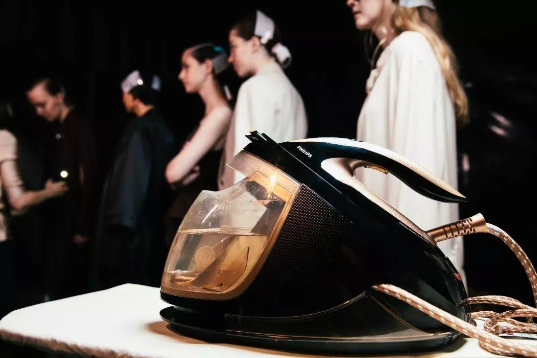 蒸戰時裝周,我只服飛利浦的這波“出界” 蒸戰時裝周,我只服飛利浦的這波“出界”