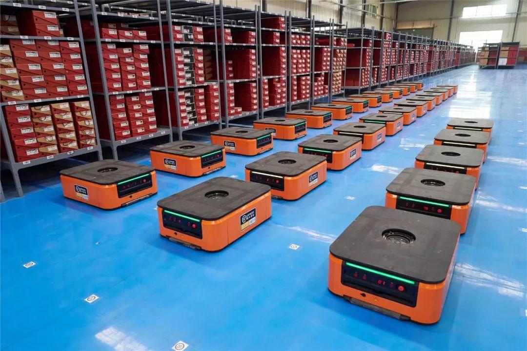 特步&聚劃算歡聚日這波攜手,“特”有料! 特步&聚劃算歡聚日這波攜手,“特”有料!