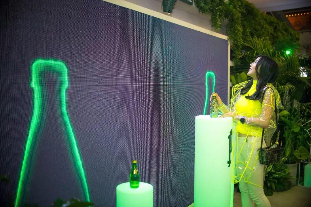 Perrier X設計上海跨界,打造快閃“空間站” Perrier X設計上海跨界,打造快閃“空間站”