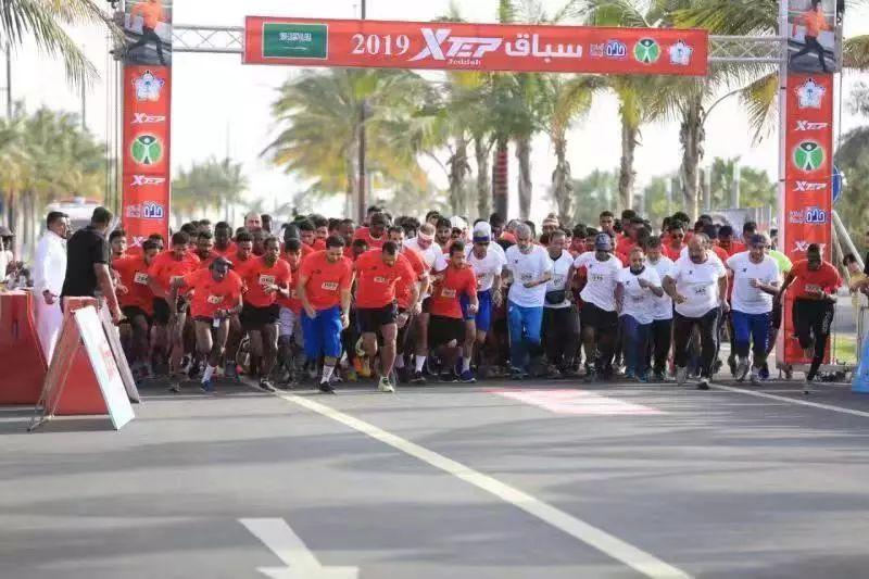 特步&聚劃算歡聚日這波攜手,“特”有料! 特步&聚劃算歡聚日這波攜手,“特”有料!