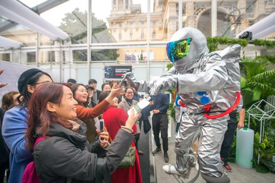 Perrier X設計上海跨界,打造快閃“空間站” Perrier X設計上海跨界,打造快閃“空間站”