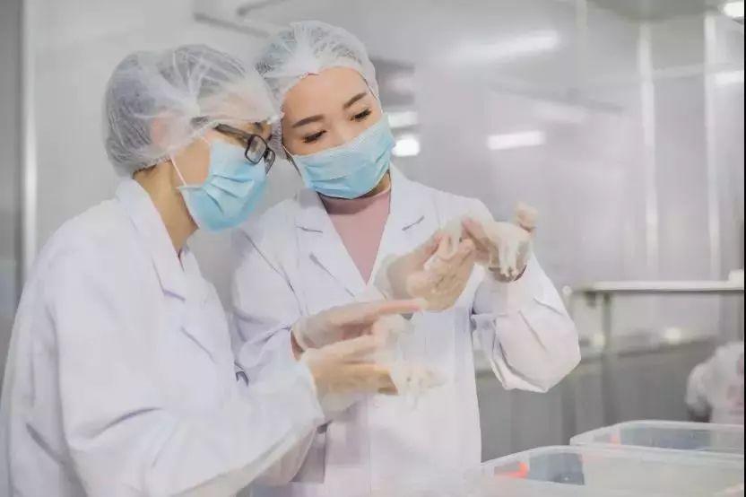 引來(lái)半個(gè)娛樂(lè)圈都在種草,TA緣何成為行業(yè)爆款? 引來(lái)半個(gè)娛樂(lè)圈都在種草,TA緣何成為行業(yè)爆款?