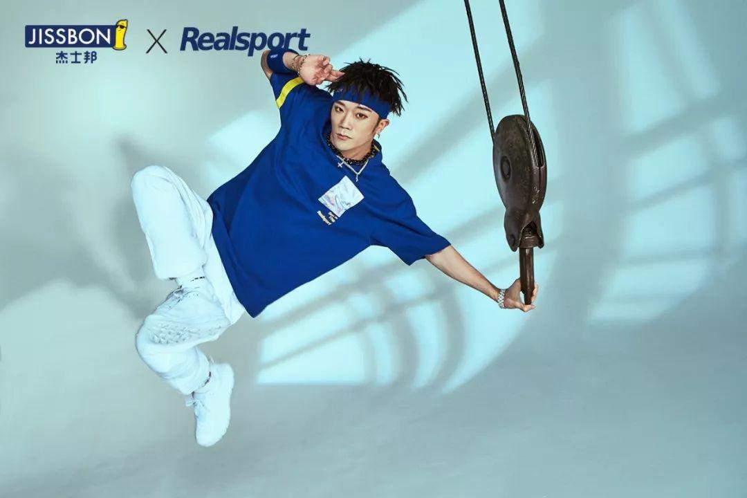 杰士邦,賣衣服了! 杰士邦,賣衣服了!