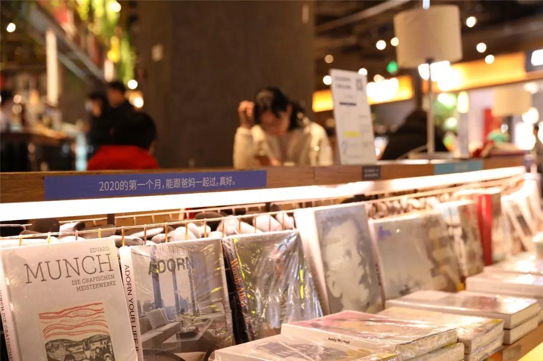 2020年的第一次淚目,原來父母是永恒的軟肋。 2020年的第一次淚目,原來父母是永恒的軟肋。