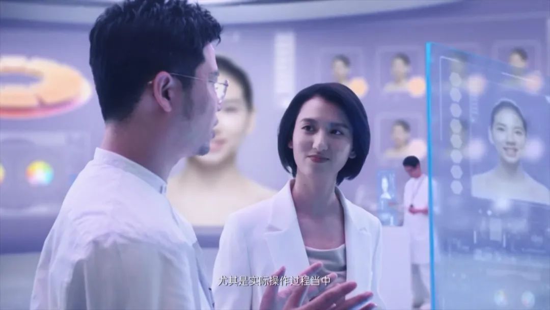 第一眼我以為是美妝發(fā)布會(huì)…… 第一眼我以為是美妝發(fā)布會(huì)……