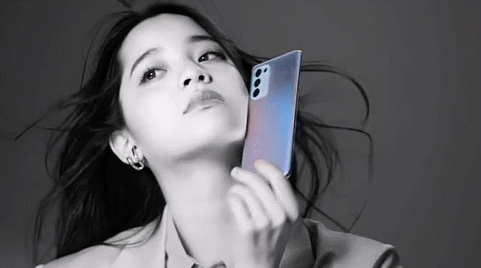 第一眼我以為是美妝發(fā)布會(huì)…… 第一眼我以為是美妝發(fā)布會(huì)……