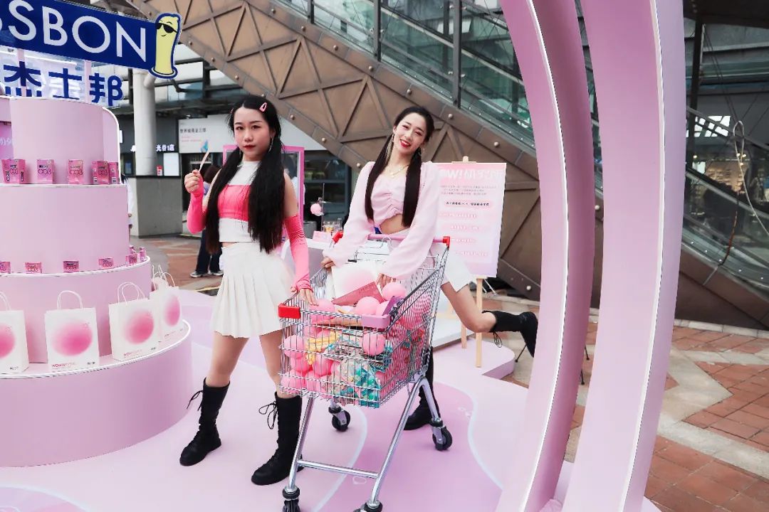 這么多設計師都在玩套套? 這么多設計師都在玩套套?