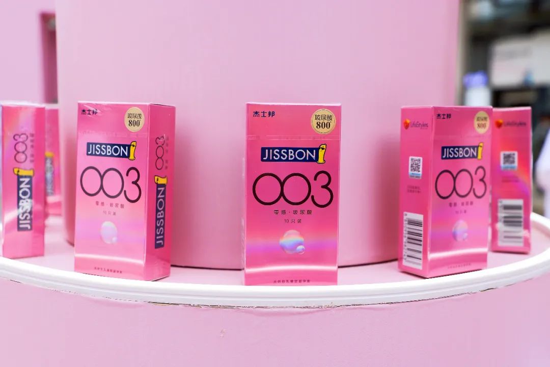 這么多設計師都在玩套套? 這么多設計師都在玩套套?